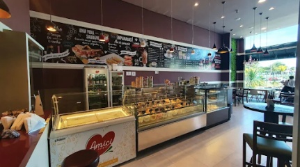 Amici Gelato e Café